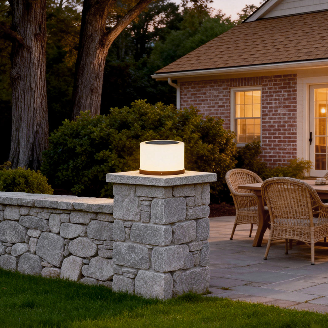 Modern Round Stainless Steel PC Solar Outdoor Pillar Light Black White IP54 Dusk to Dawn 2 Heights Courtyard Villa