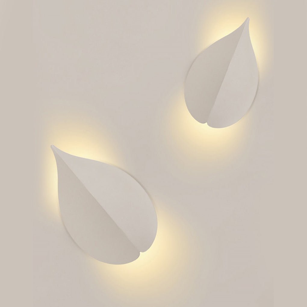Leaf Shaped LED Wall Sconce Modern Organic Indoor Bedroom Hallway White Black