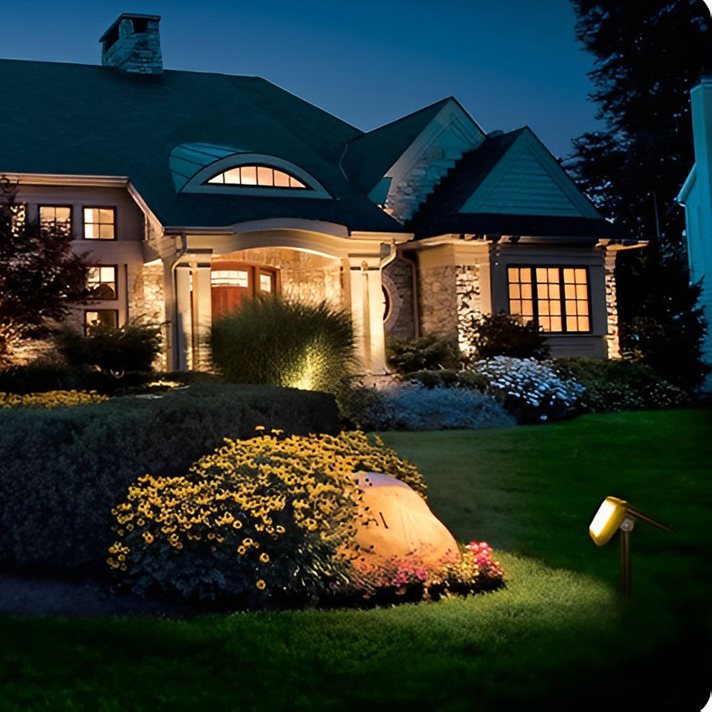 Adjustable Solar LED Landscape Spotlight Waterproof Outdoor Lawn & Path Lighting Black ABS PC IP65