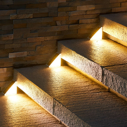Solar Powered Lights for Steps Modern Waterproof Triangle PC Gray Dual CCT Outdoor