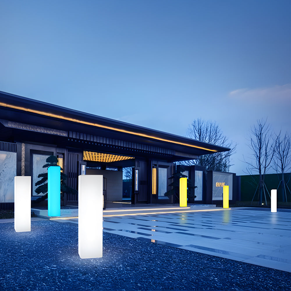Square PE Glowing Outdoor Floor Lamp IP65 Dimmable RGB+CCT Remote 5W Landscape
