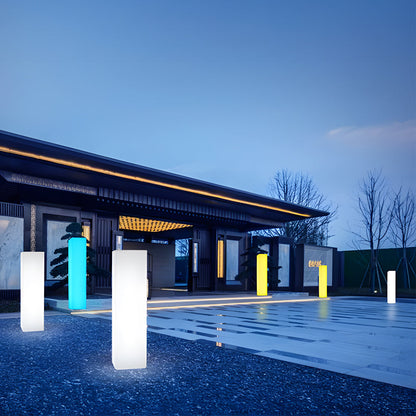 Square PE Glowing Outdoor Floor Lamp IP65 Dimmable RGB+CCT Remote 5W Landscape