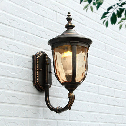 Copper-Tone Retro Outdoor Wall Lantern E27 IP54 American Style Die-Cast