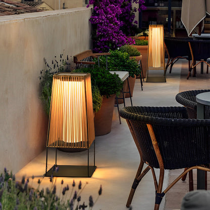 Woven Rubber Rustic Outdoor Floor Lamp IP65 Stainless Steel Solar/Hardwired 3000K